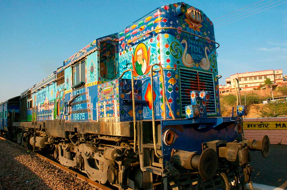 The Darjeeling Limited – Decorate like a Train